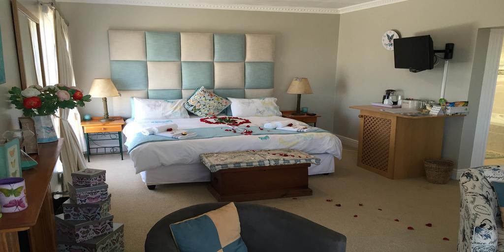 Fly Me To The Moon Guesthouse Mossel Bay Eksteriør bilde