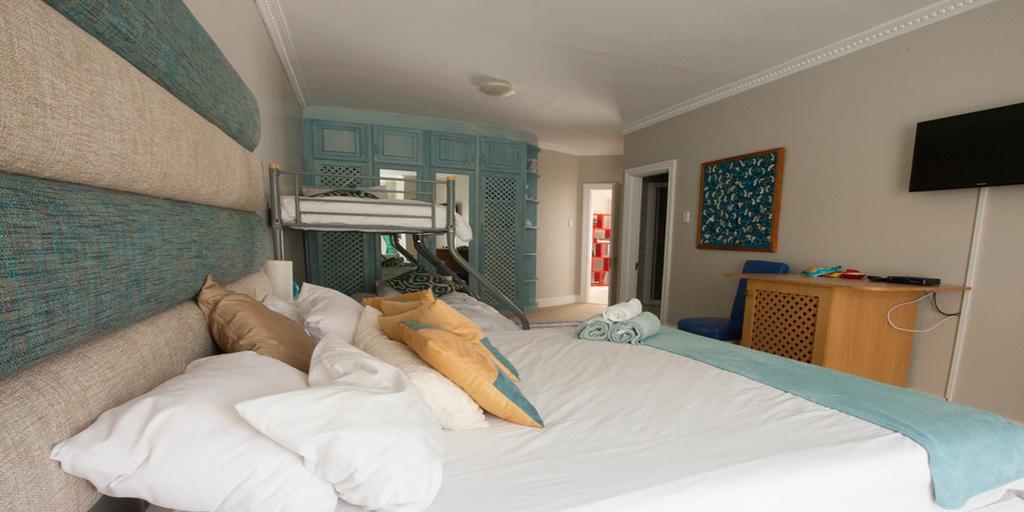 Fly Me To The Moon Guesthouse Mossel Bay Eksteriør bilde