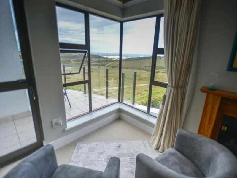 Fly Me To The Moon Guesthouse Mossel Bay Eksteriør bilde
